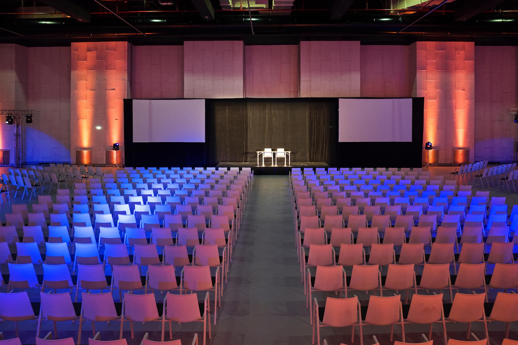Meeting room at H4 Hotel Wyndham Paris Pleyel Resort in Paris, Other than US/Canada