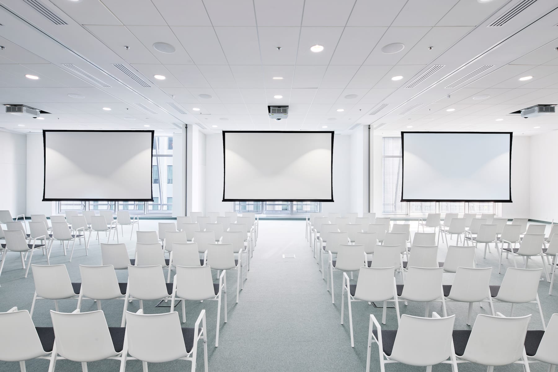 Meeting room at H4 Hotel Wyndham Paris Pleyel Resort in Paris, Other than US/Canada