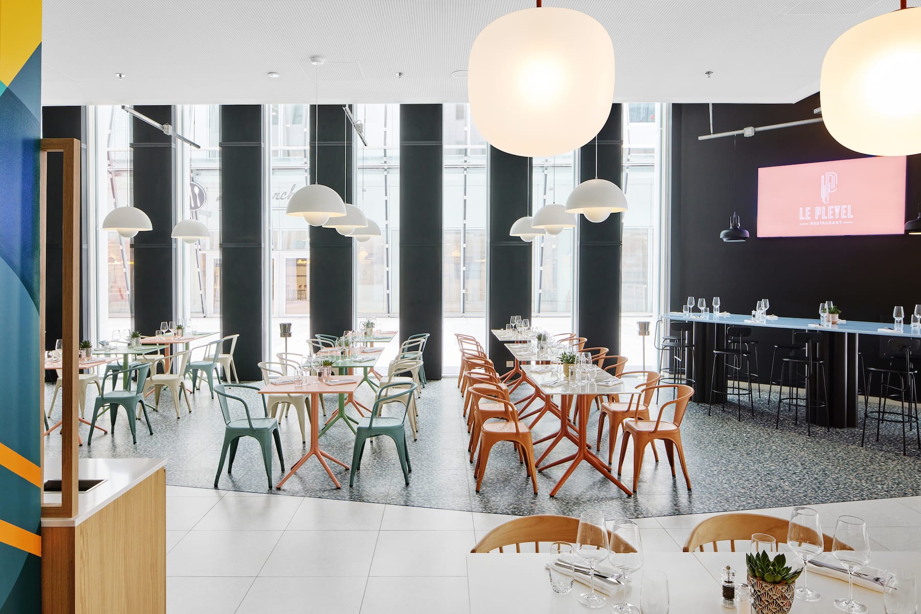 H4 Hotel Wyndham Paris Pleyel Resort restaurant in Paris, Other than US/Canada