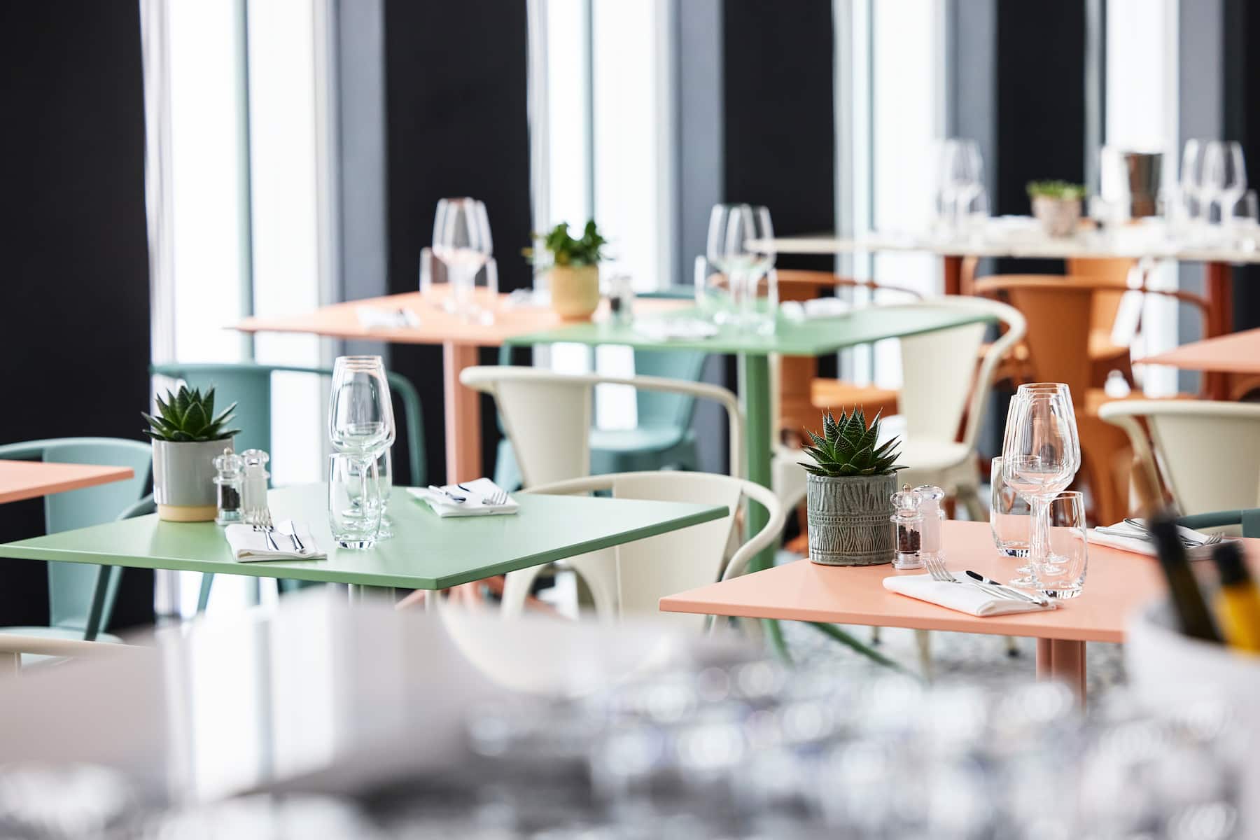 H4 Hotel Wyndham Paris Pleyel Resort restaurant in Paris, Other than US/Canada