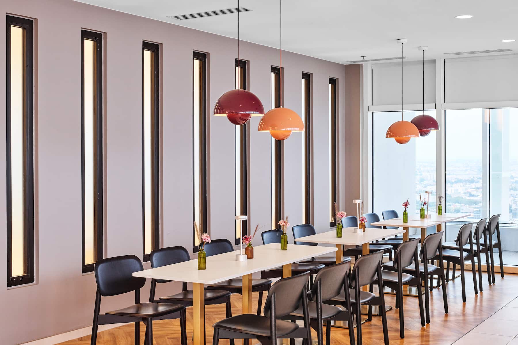 Bar at H4 Hotel Wyndham Paris Pleyel Resort in Paris, Other than US/Canada