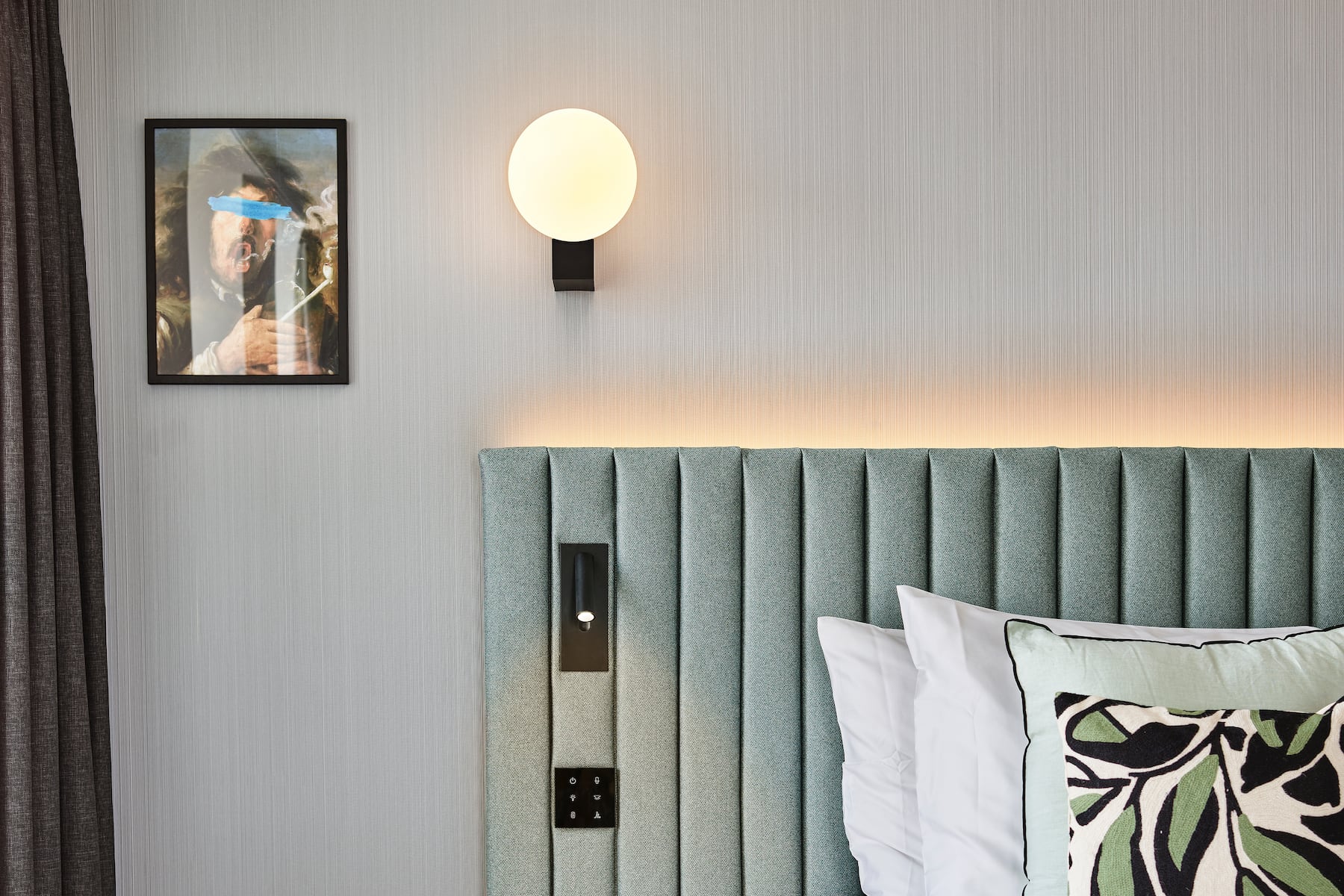 H4 Hotel Wyndham Paris Pleyel Resort suite in Paris, Other than US/Canada