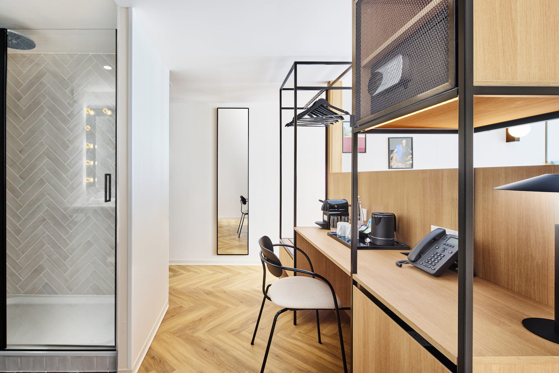 H4 Hotel Wyndham Paris Pleyel Resort suite in Paris, Other than US/Canada