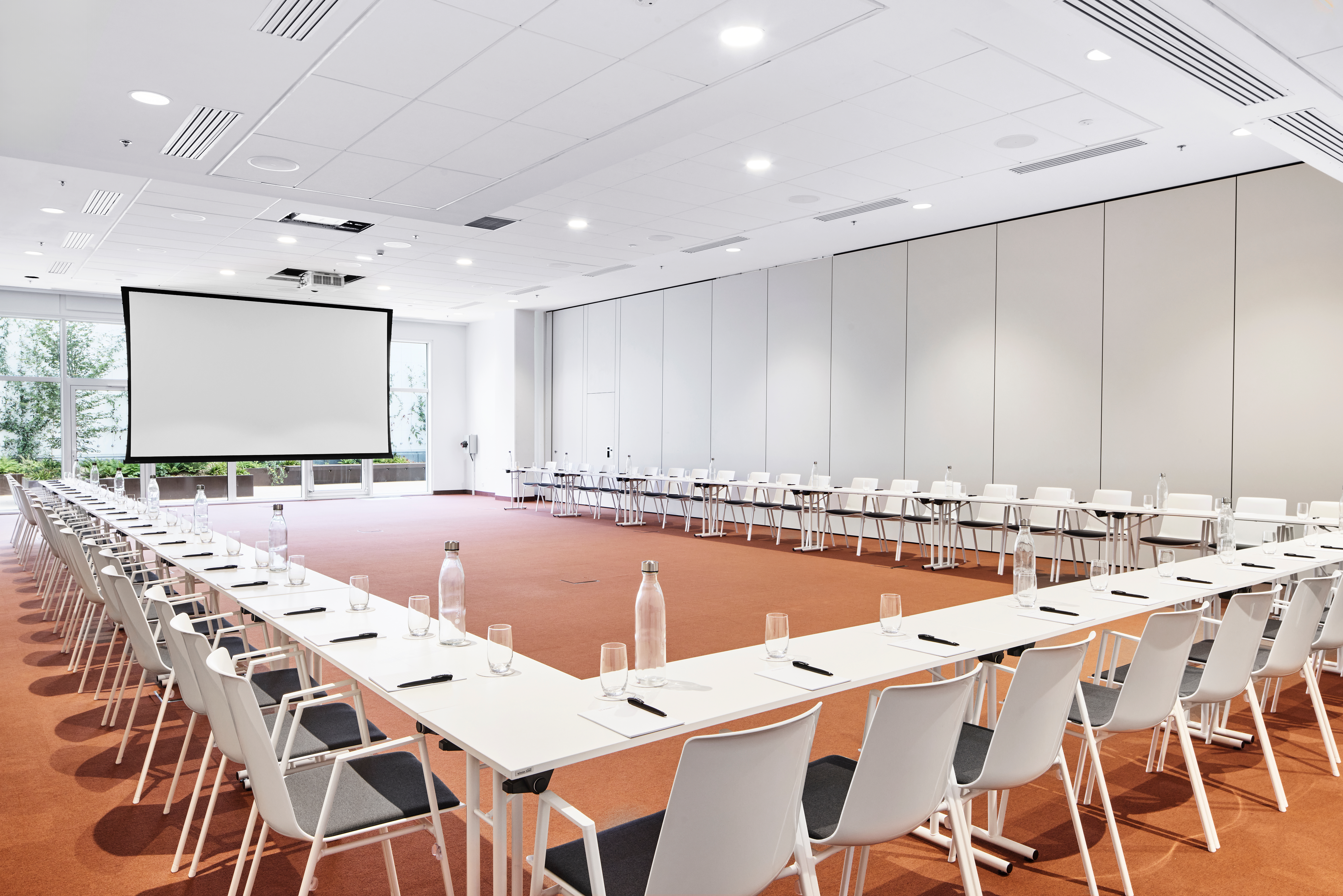 Meeting room at H4 Wyndham Paris Pleyel in Saint-Denis, Other than US/Canada