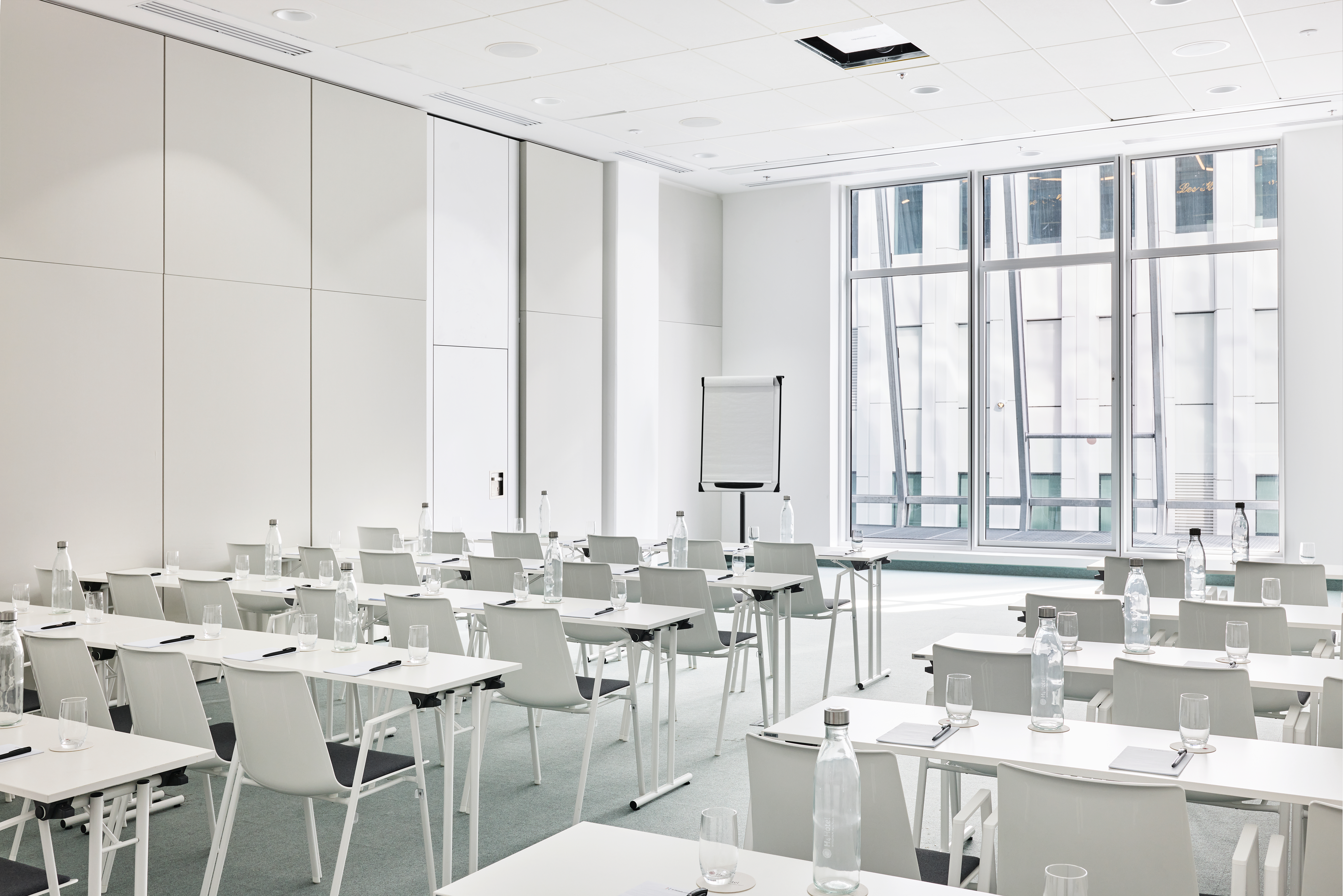 Meeting room at H4 Wyndham Paris Pleyel in Saint-Denis, Other than US/Canada