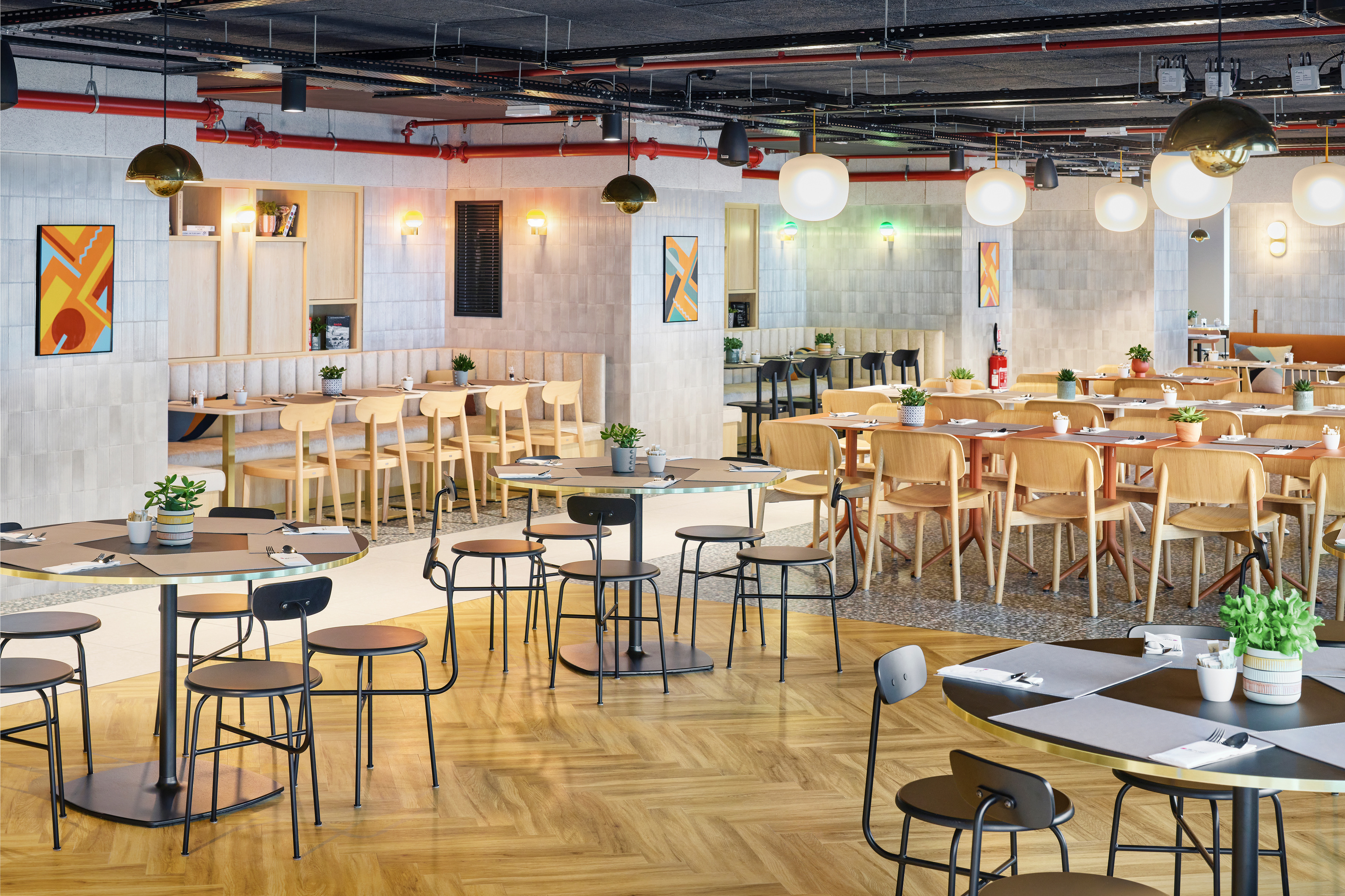 H4 Wyndham Paris Pleyel restaurant in Saint-Denis, Other than US/Canada