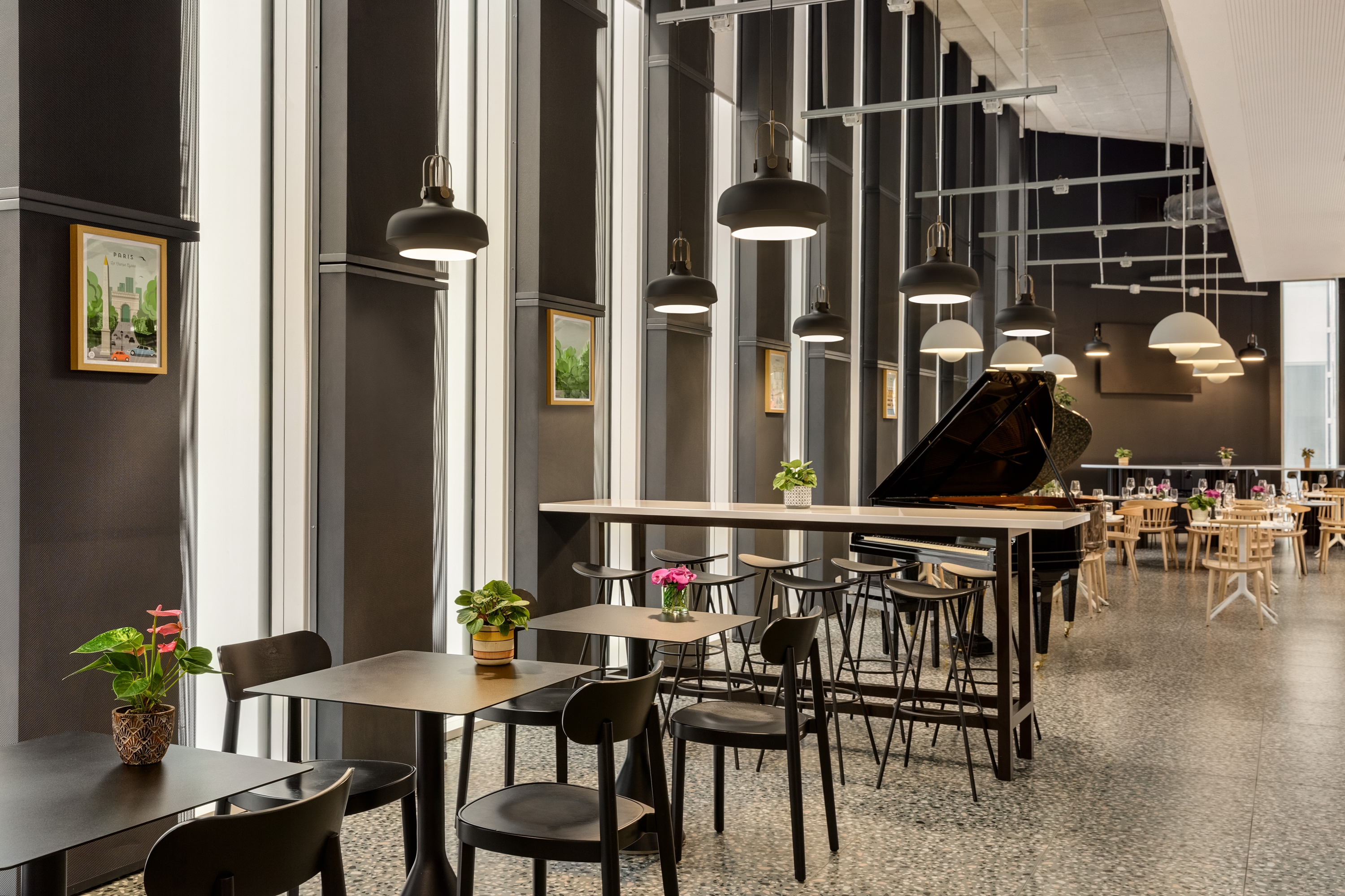 H4 Wyndham Paris Pleyel restaurant in Saint-Denis, Other than US/Canada