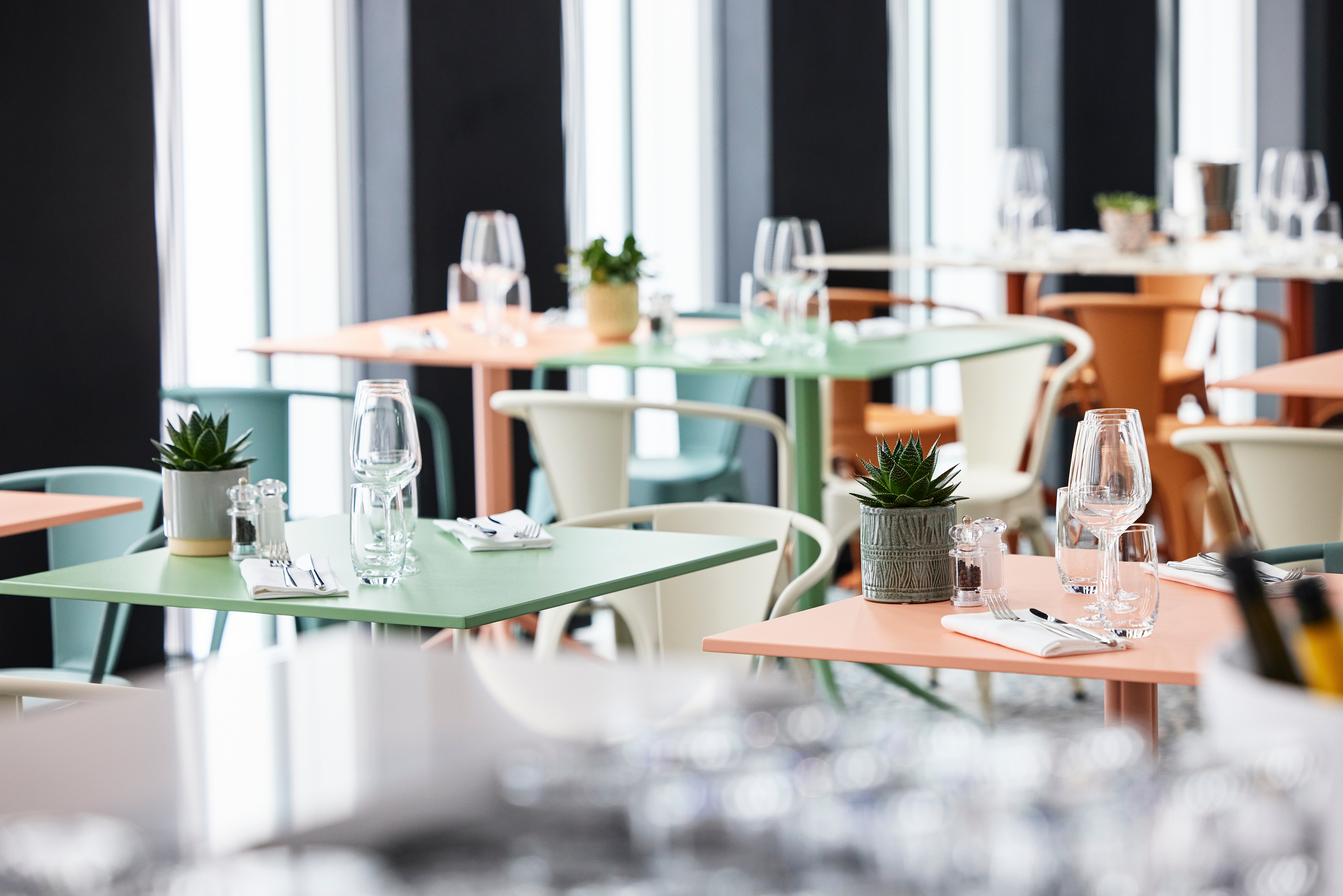 H4 Wyndham Paris Pleyel restaurant in Saint-Denis, Other than US/Canada