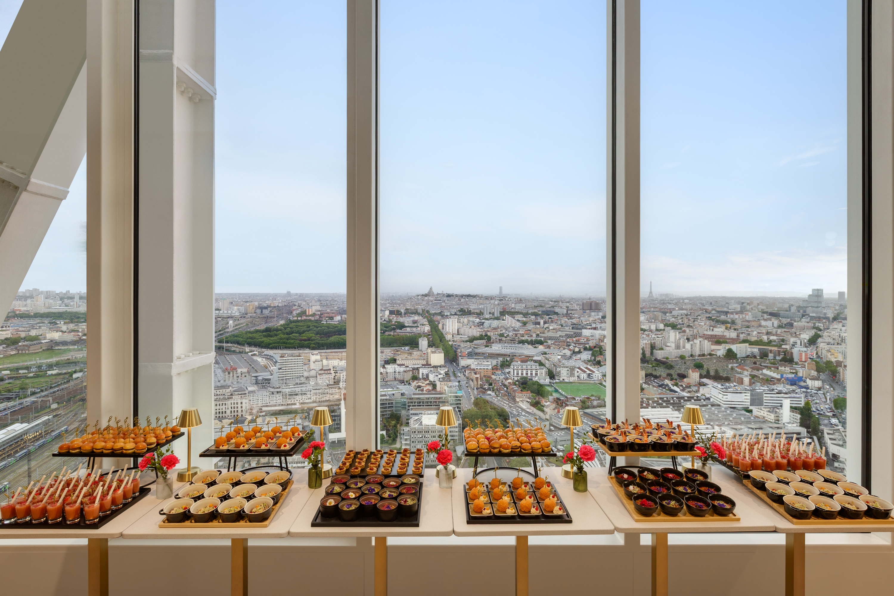 H4 Wyndham Paris Pleyel restaurant in Saint-Denis, Other than US/Canada