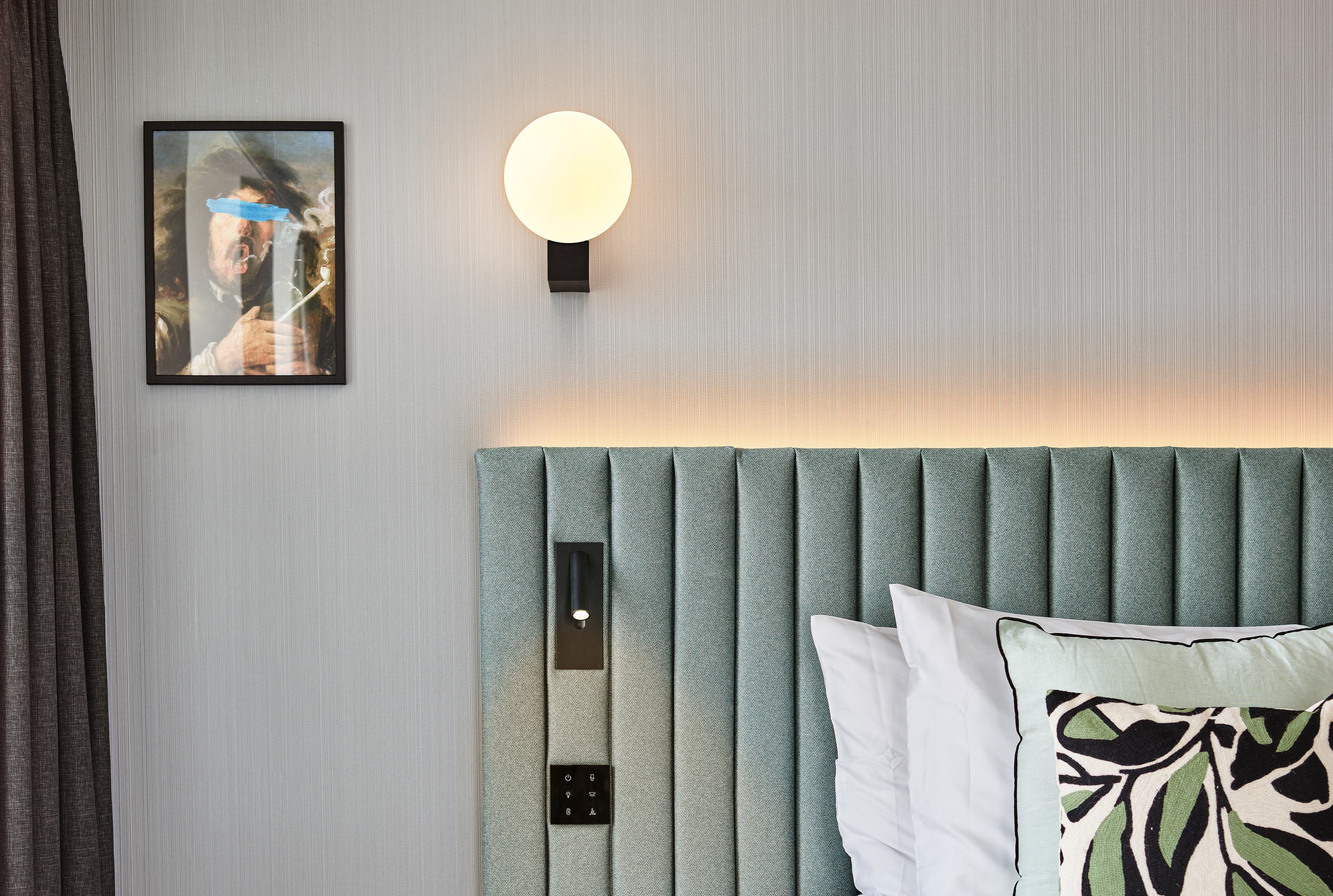 H4 Wyndham Paris Pleyel suite in Saint-Denis, Other than US/Canada