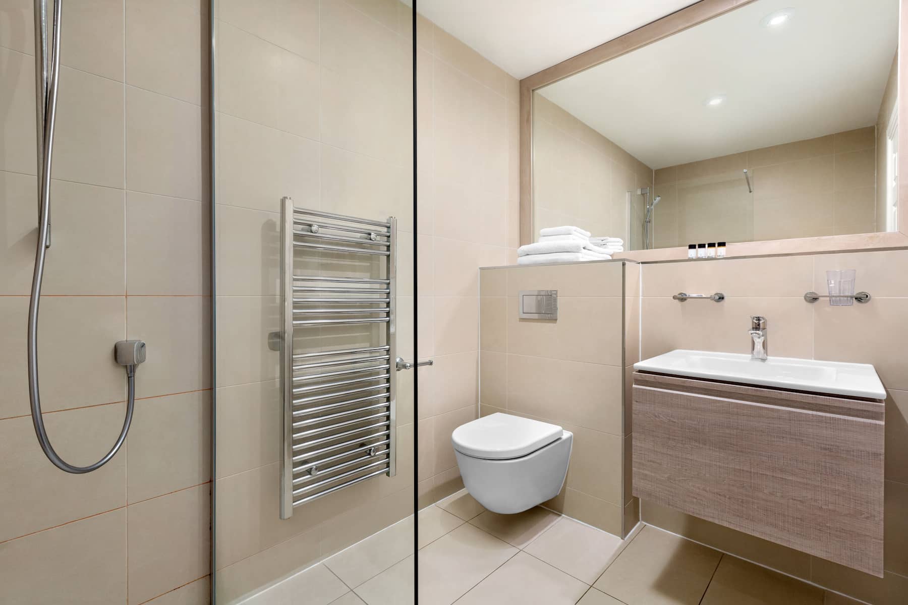 Guest room bath at the Wyndham Duchally Country Estate in Auchterarder, Other than US/Canada