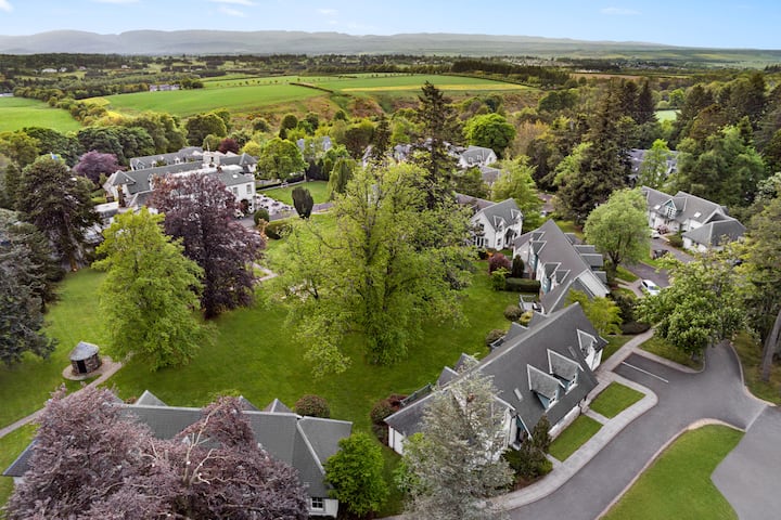 Exterior of Wyndham Duchally Country Estate hotel in Auchterarder, Other than US/Canada