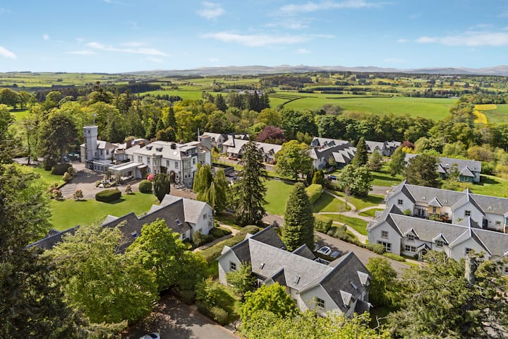 Exterior of Wyndham Duchally Country Estate hotel in Auchterarder, Other than US/Canada