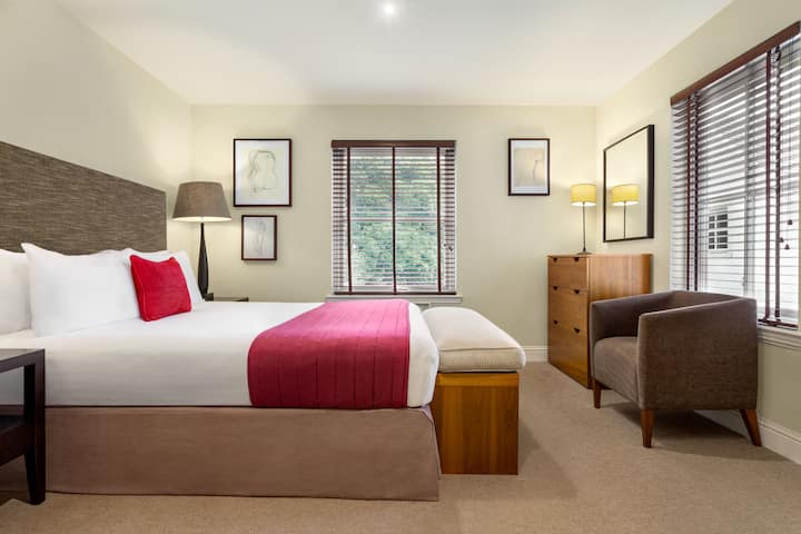 Wyndham Duchally Country Estate suite in Auchterarder, Other than US/Canada