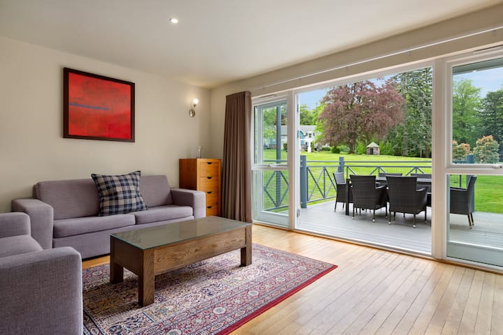 Wyndham Duchally Country Estate suite in Auchterarder, Other than US/Canada