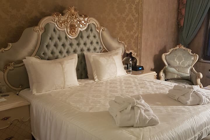 Wyndham Batumi suite in Batumi, Other than US/Canada