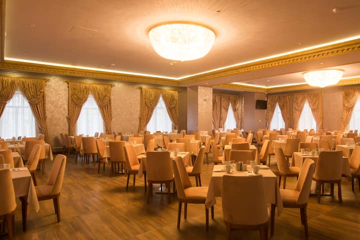 Wyndham Batumi restaurant in Batumi, Other than US/Canada