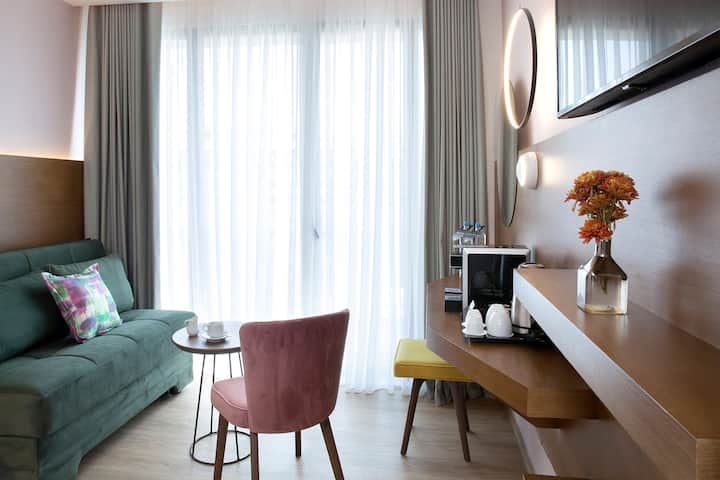 Guest room at the Wyndham Athens Residence in Athens, Other than US/Canada