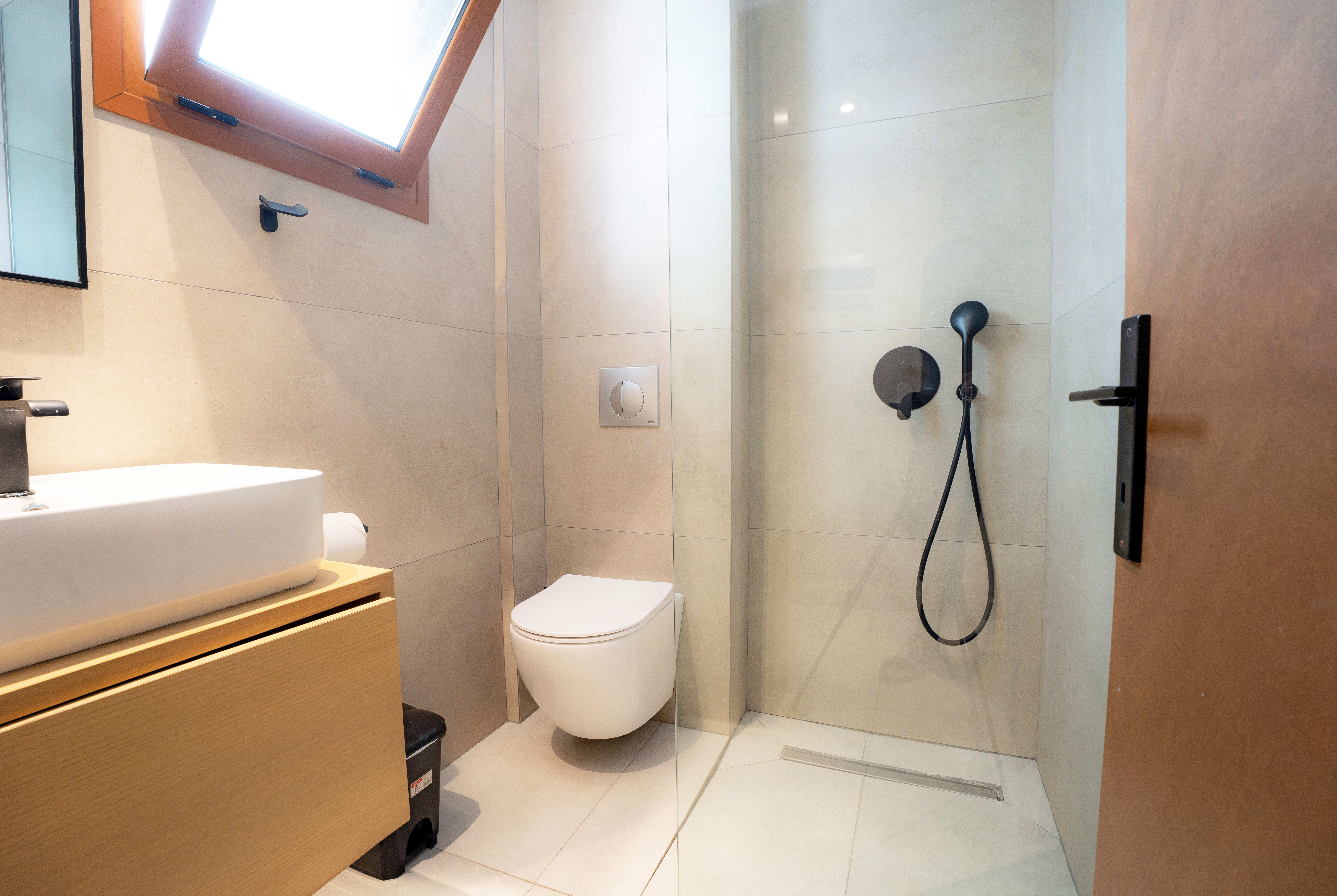 Guest room bath at the Wyndham Corfu Acharavi in Corfu, Other than US/Canada