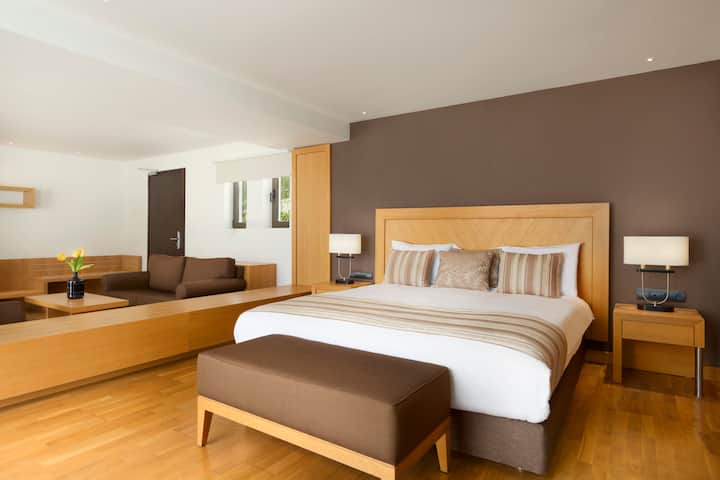 Wyndham Loutraki Poseidon Resort suite in Loutraki, Other than US/Canada