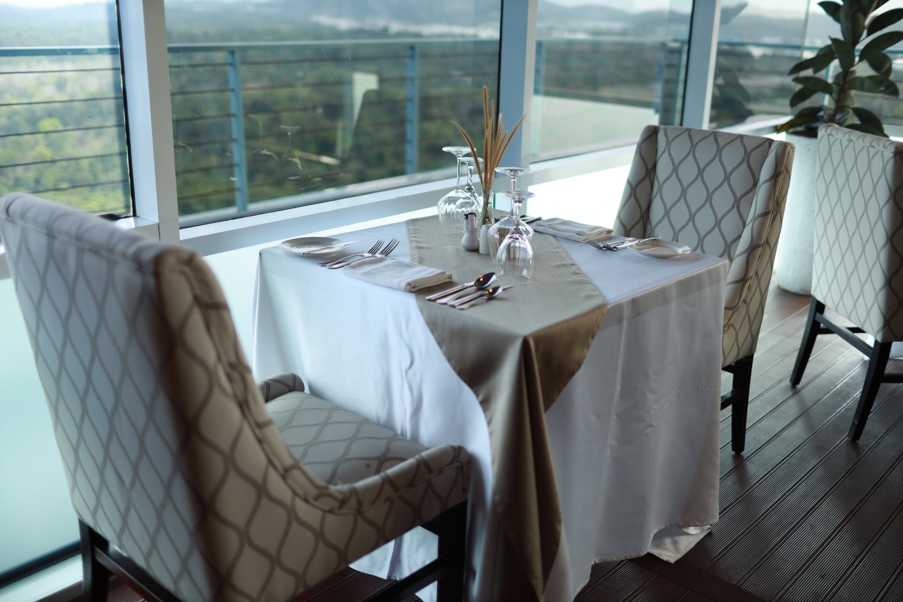 Restaurant bar at Wyndham Panbil Batam in Batam, Other than US/Canada