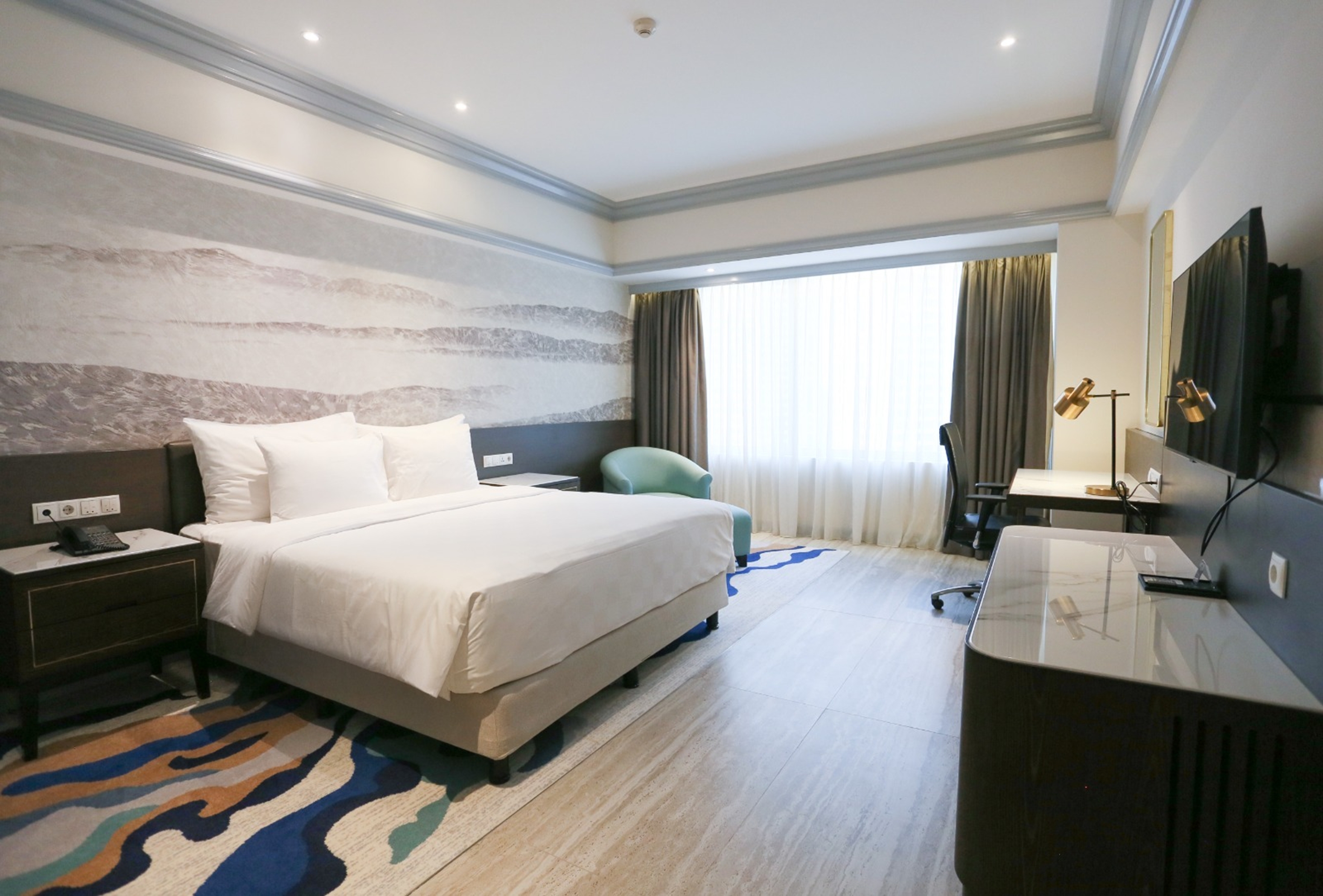 Guest room at the Wyndham Casablanca Jakarta in Jakarta, Other than US/Canada