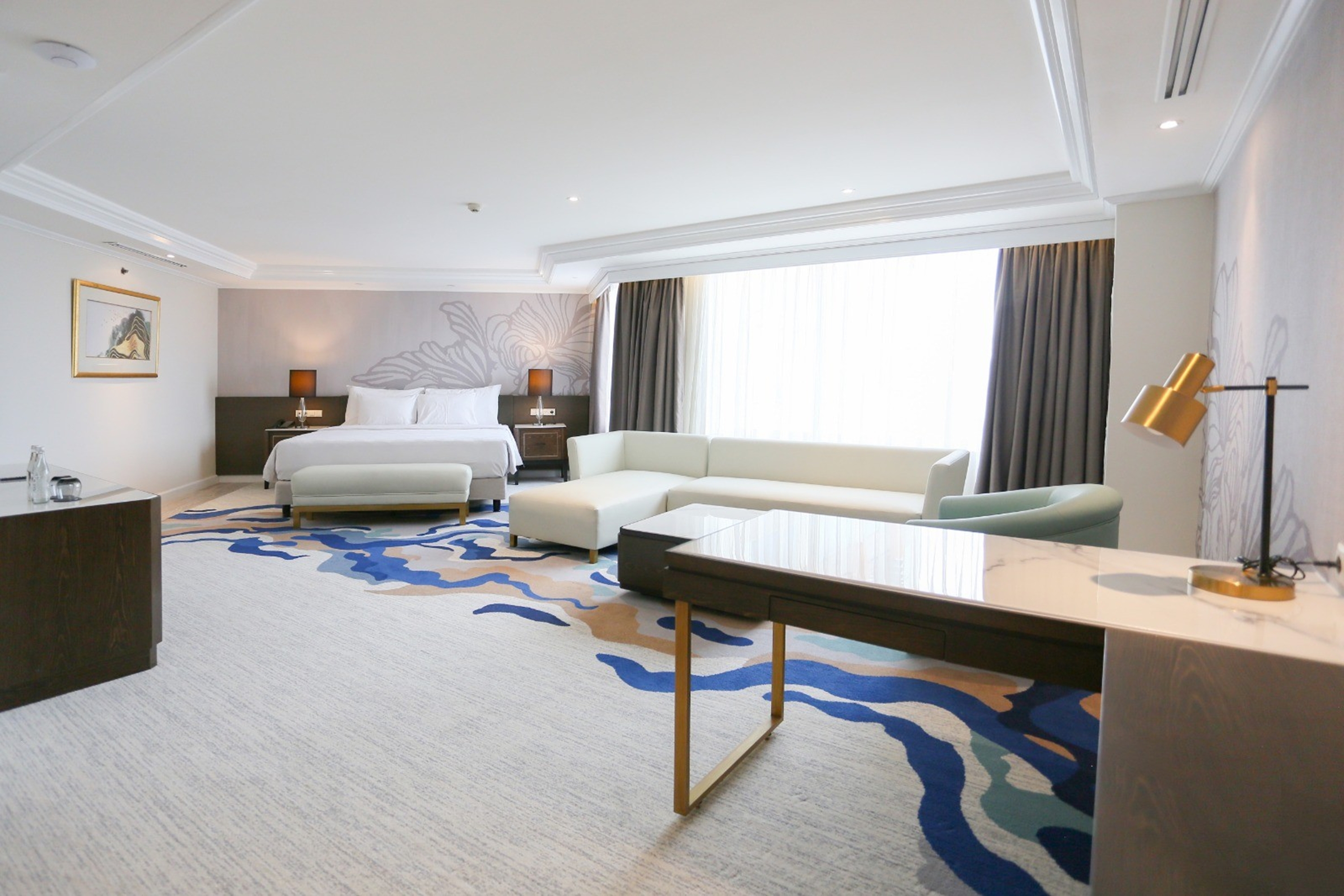 Wyndham Casablanca Jakarta suite in Jakarta, Other than US/Canada