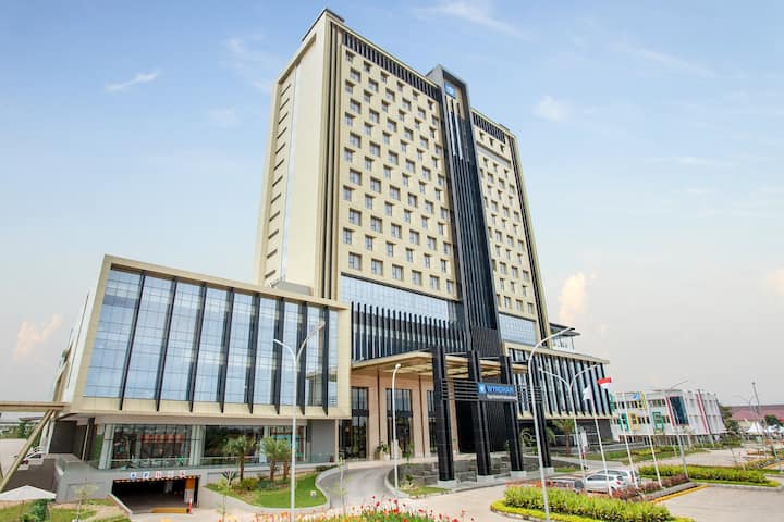 Exterior of Wyndham Opi Hotel Palembang hotel in Palembang, Other than US/Canada