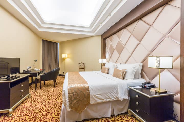 Guest room at the Wyndham Surabaya City Centre in Surabaya, Other than US/Canada