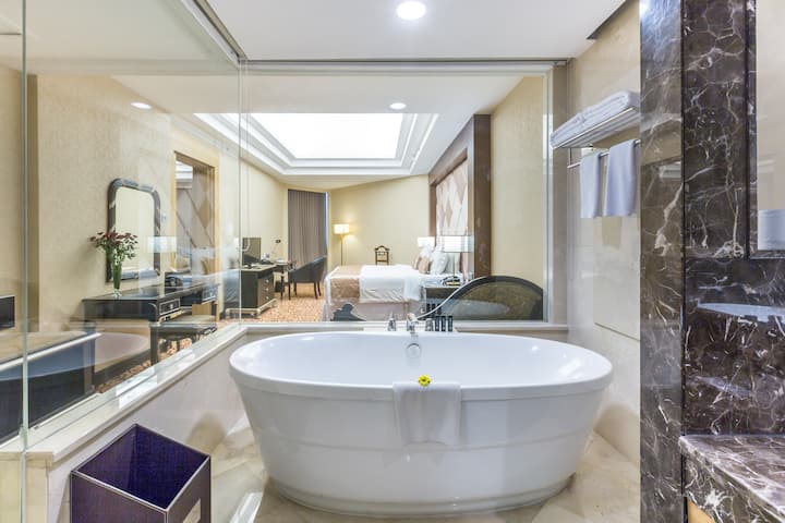 Guest room at the Wyndham Surabaya City Centre in Surabaya, Other than US/Canada
