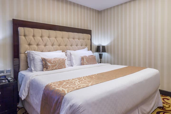 Guest room at the Wyndham Surabaya City Centre in Surabaya, Other than US/Canada
