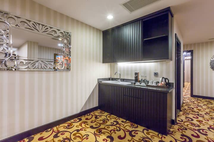 Guest room at the Wyndham Surabaya City Centre in Surabaya, Other than US/Canada