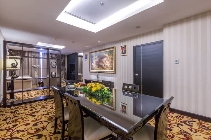 Guest room at the Wyndham Surabaya City Centre in Surabaya, Other than US/Canada