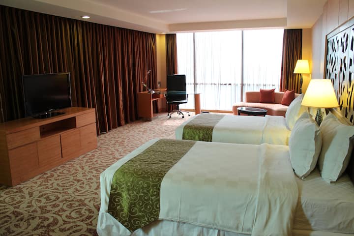 Guest room at the Wyndham Surabaya City Centre in Surabaya, Other than US/Canada