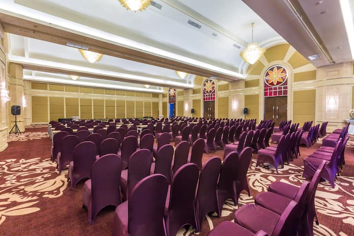 Meeting room at Wyndham Surabaya City Centre in Surabaya, Other than US/Canada