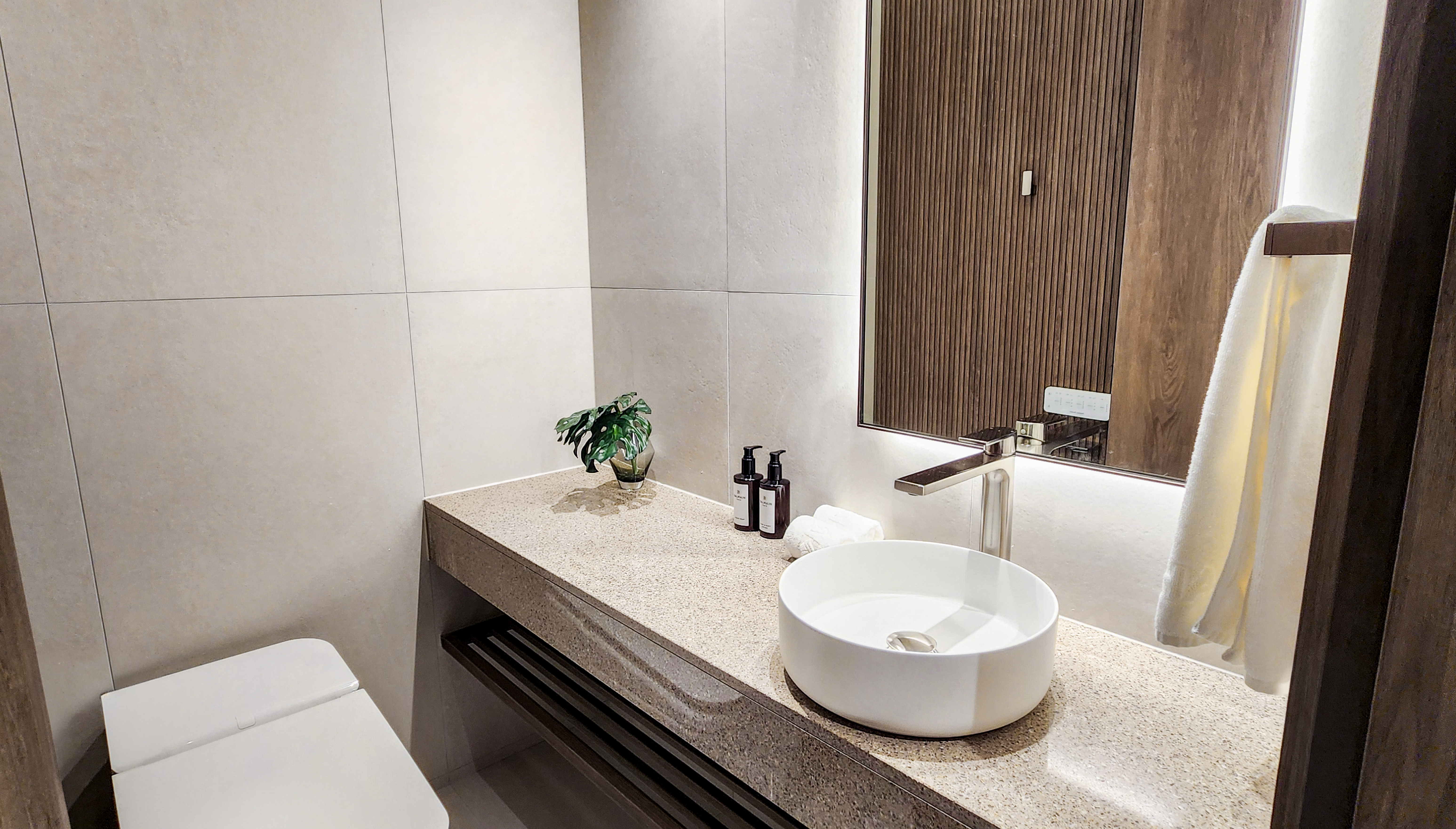 Guest room bath at the Wyndham Goseong Gangwon in Goseong gun, Other than US/Canada