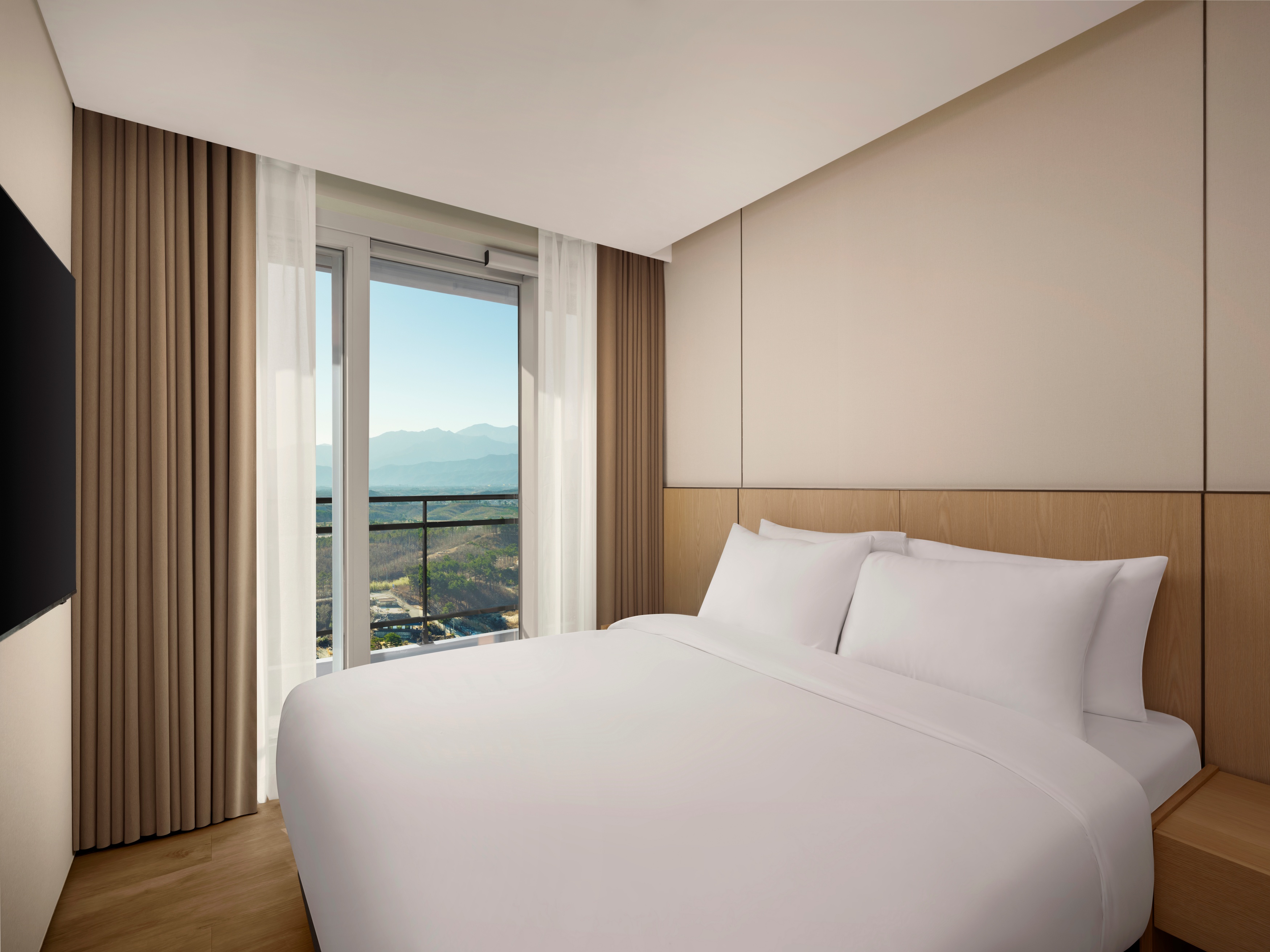 Guest room at the Wyndham Goseong Gangwon in Goseong gun, Other than US/Canada