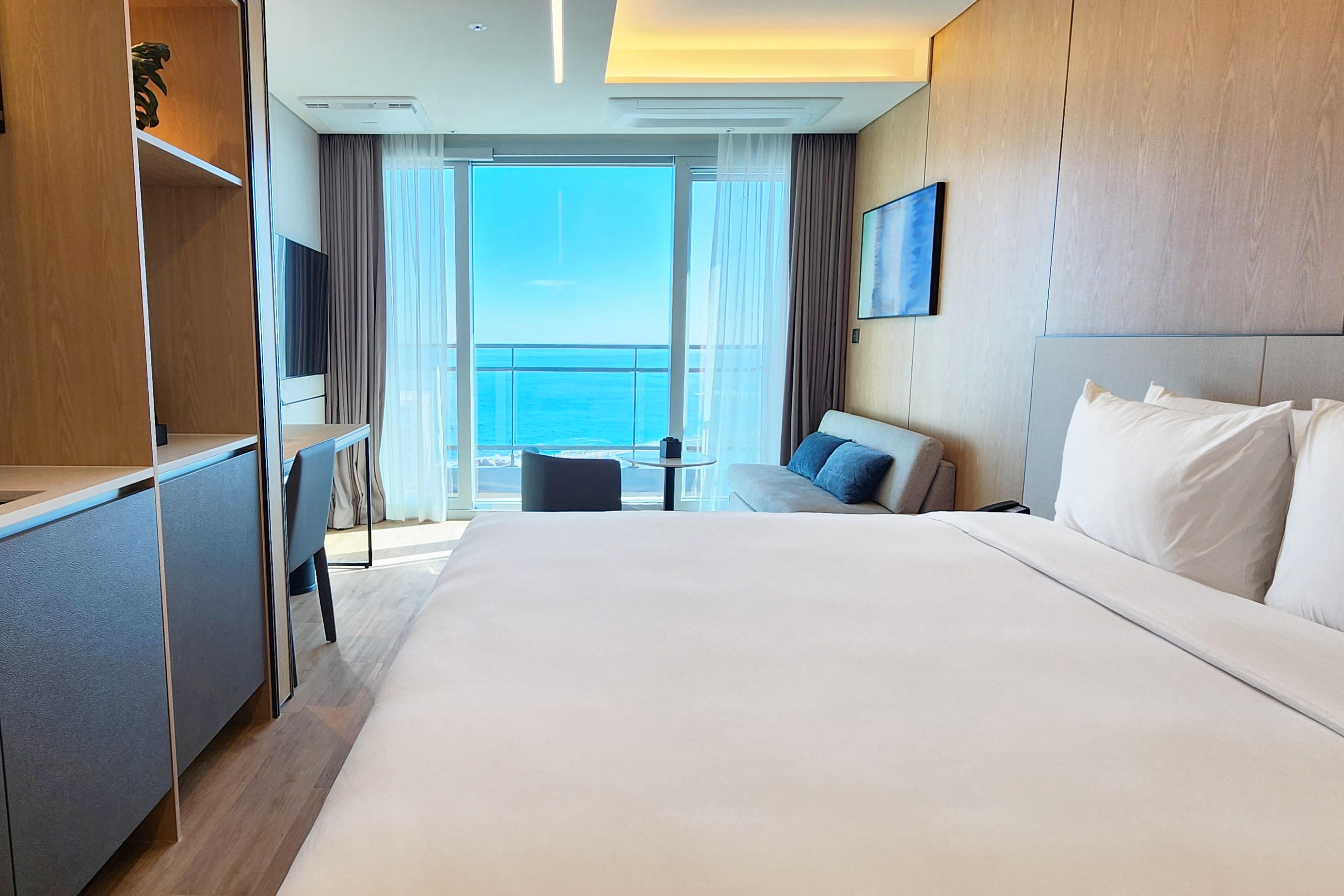 Guest room at the Wyndham Goseong Gangwon in Goseong gun, Other than US/Canada