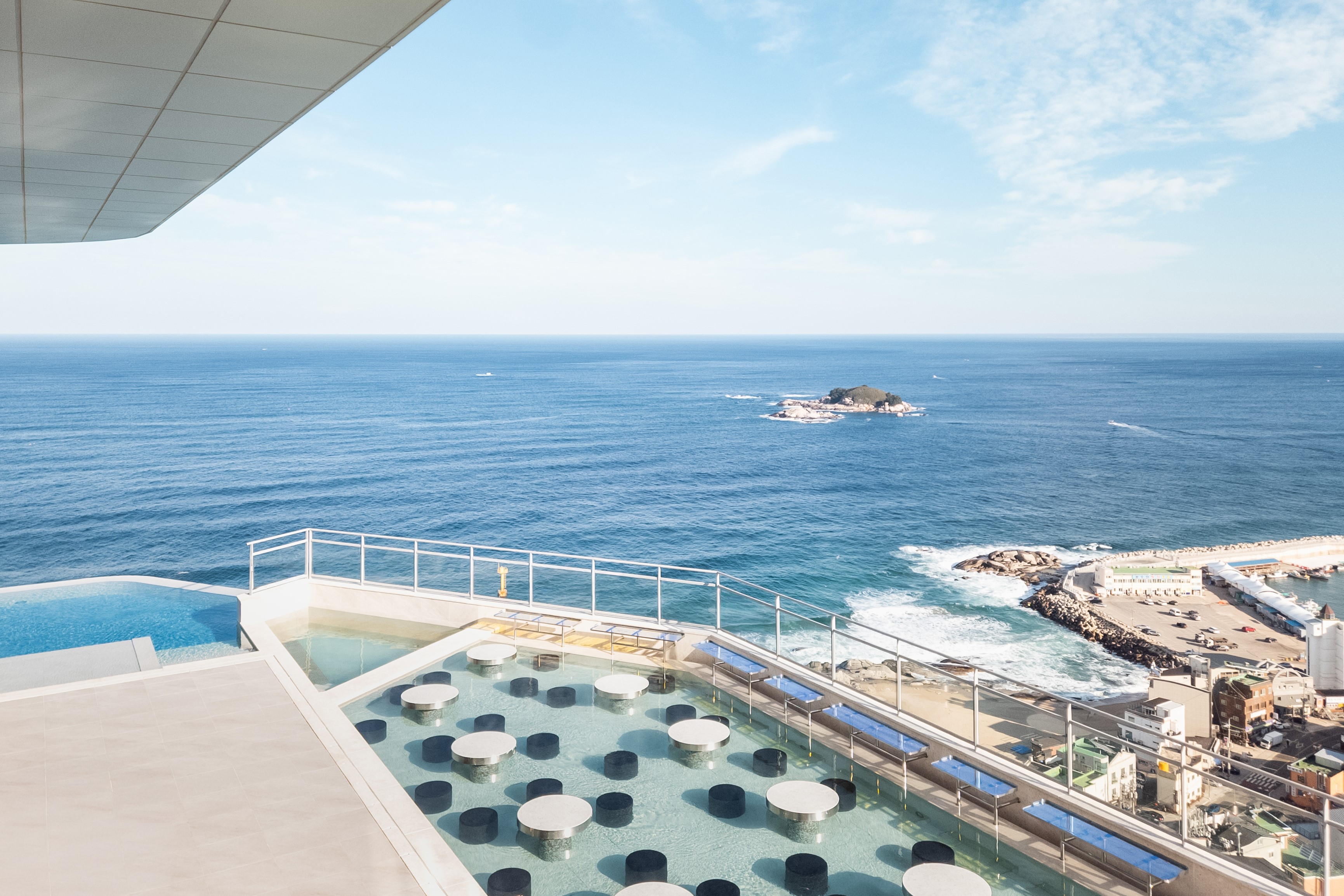 Pool at the Wyndham Goseong Gangwon in Goseong gun, Other than US/Canada