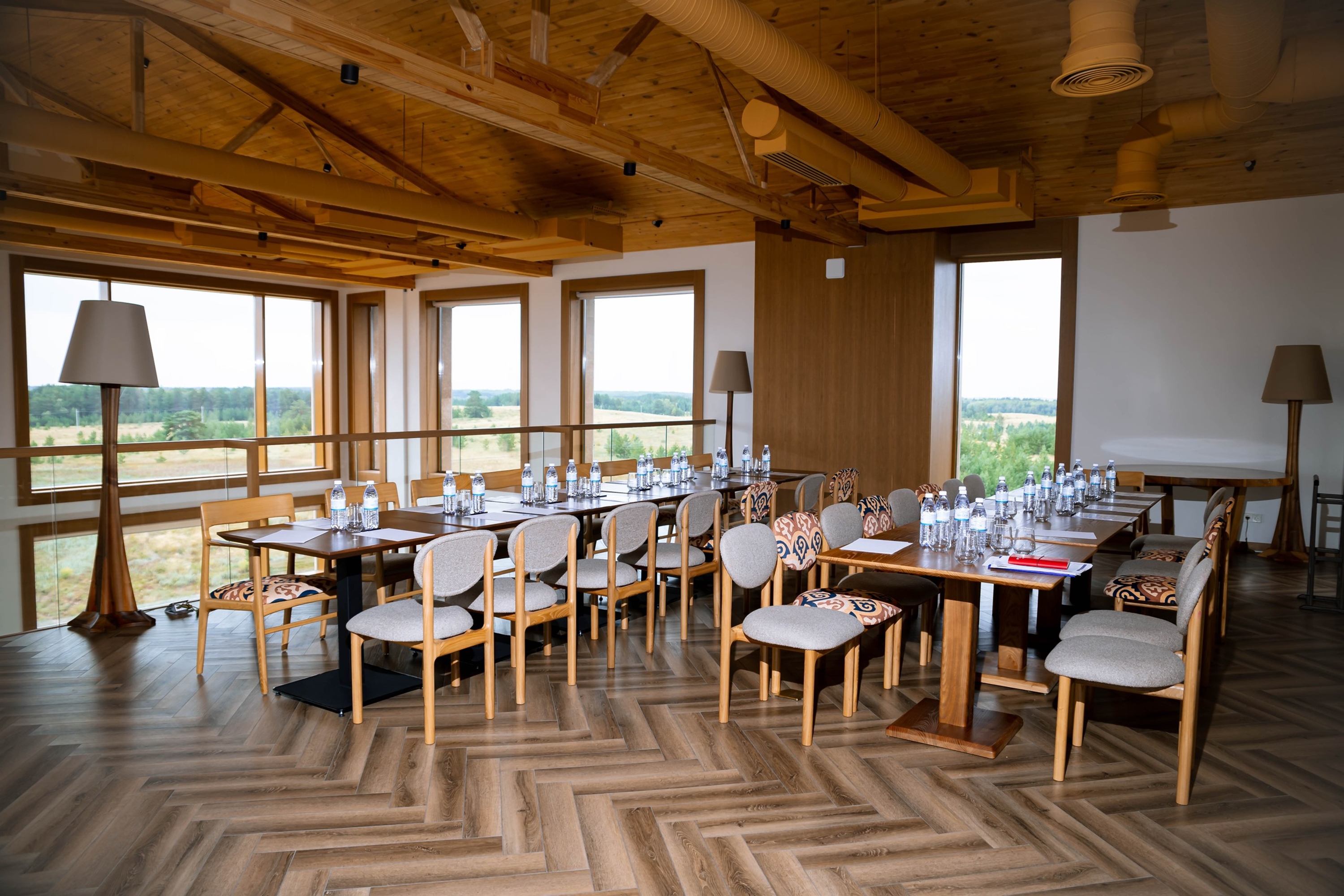 Wyndham Residences Aqkol restaurant in Aqkol, Other than US/Canada