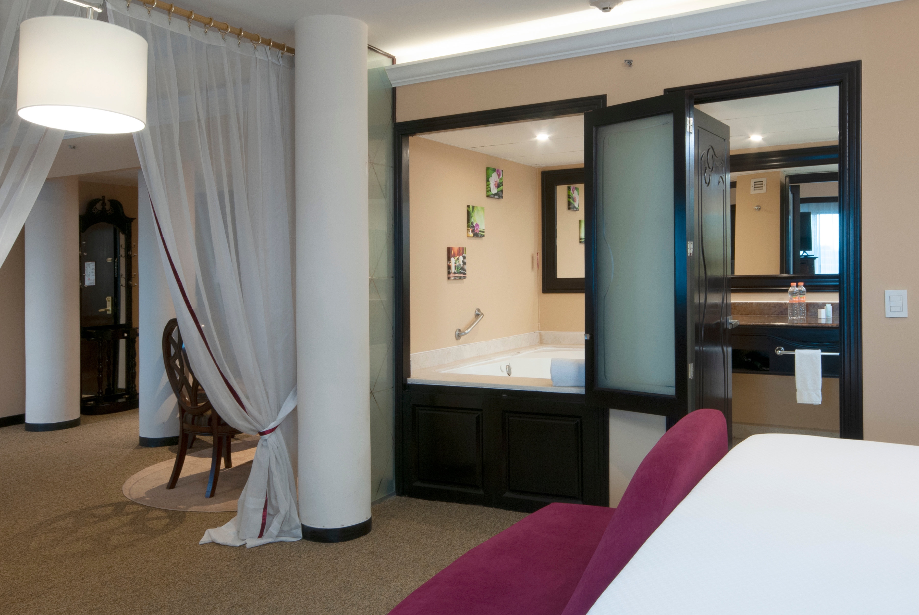 BelAir Unique, a Wyndham Hotel suite in Mexico City, Other than US/Canada