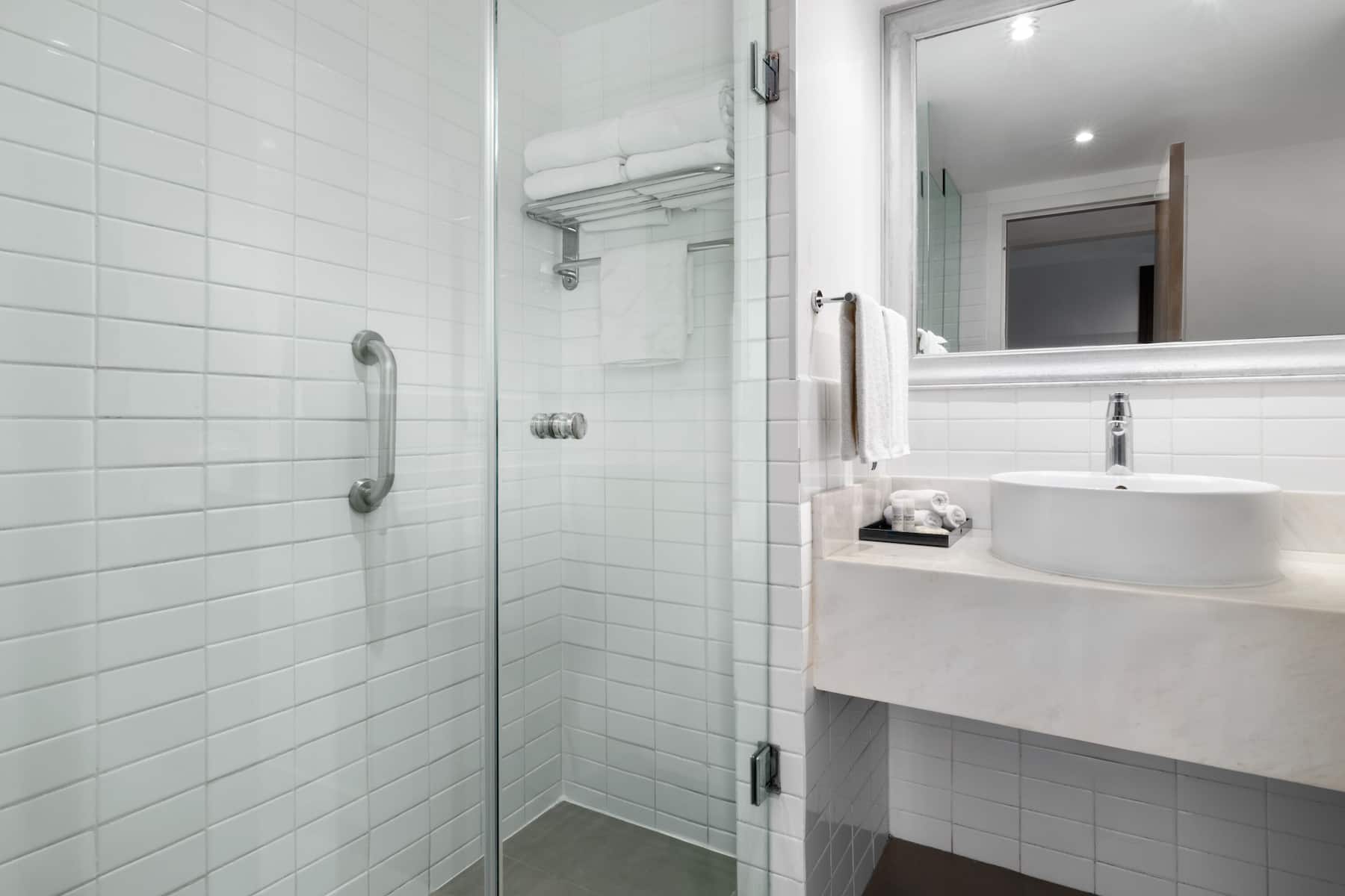 Guest room bath at the Wyndham Monterrey Ambassador Centro in Monterrey, Other than US/Canada