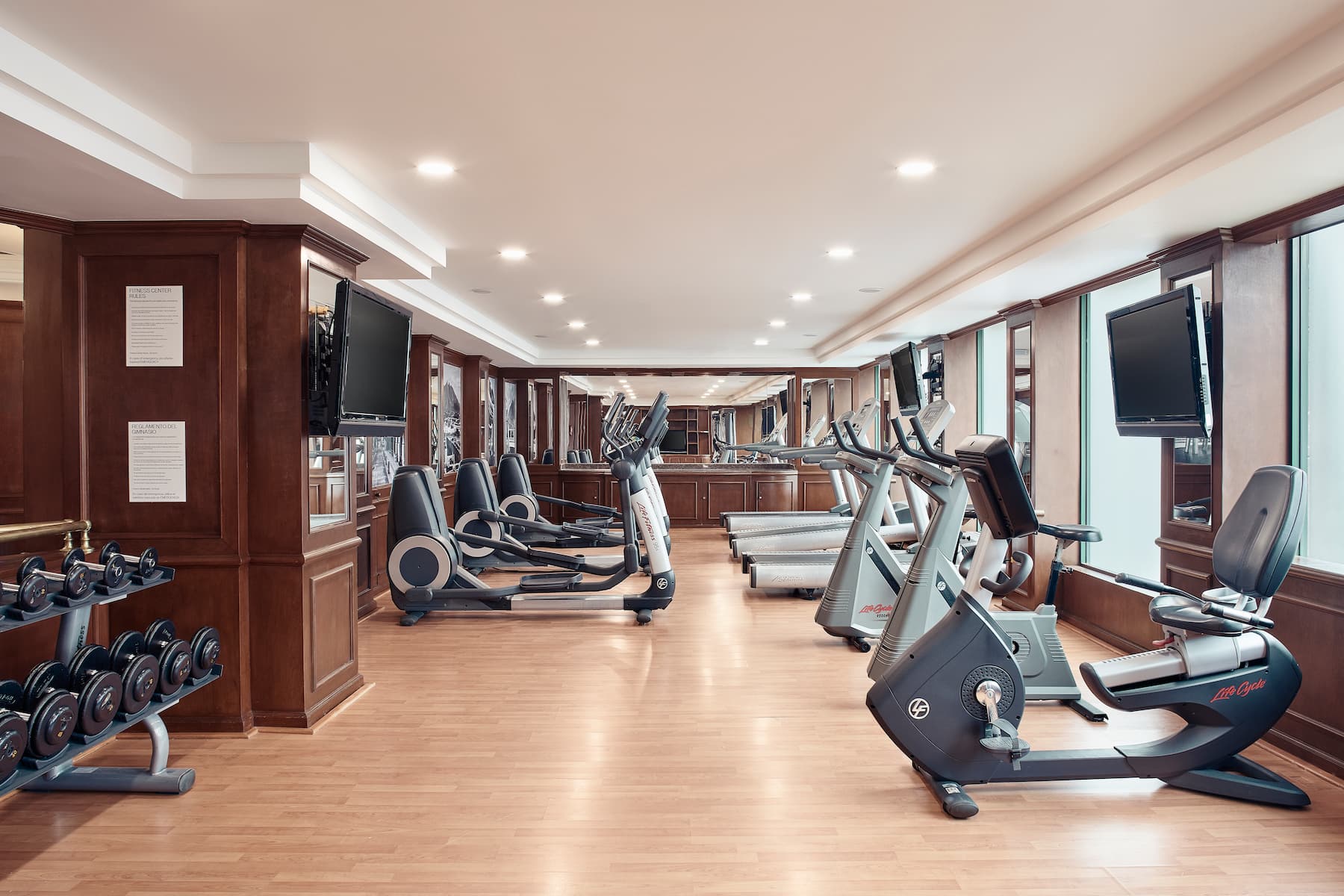 Fitness room at Wyndham Monterrey Ambassador Centro in Monterrey, Other than US/Canada