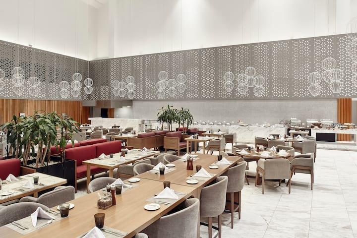 Wyndham Monterrey Ambassador Centro restaurant in Monterrey, Other than US/Canada