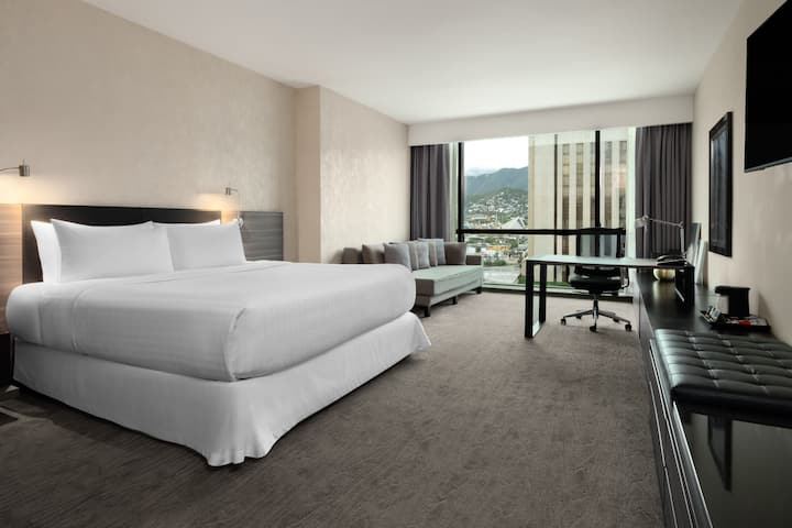 Wyndham Monterrey Ambassador Centro suite in Monterrey, Other than US/Canada