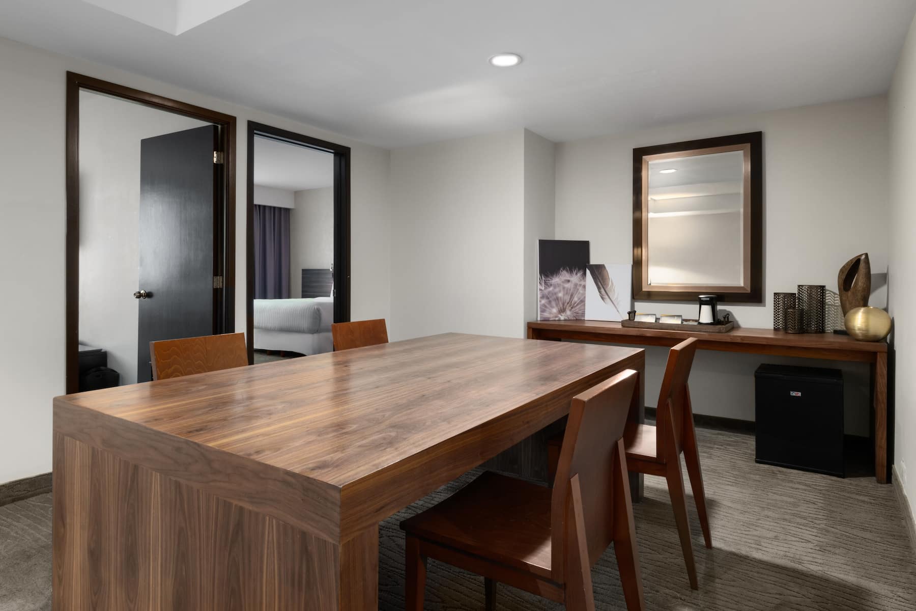 Wyndham Monterrey Ambassador Centro suite in Monterrey, Other than US/Canada