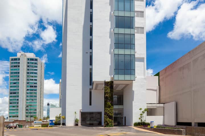 Exterior Day Image of Wyndham Puebla Angelopolis hotel in Puebla, Other than US/Canada