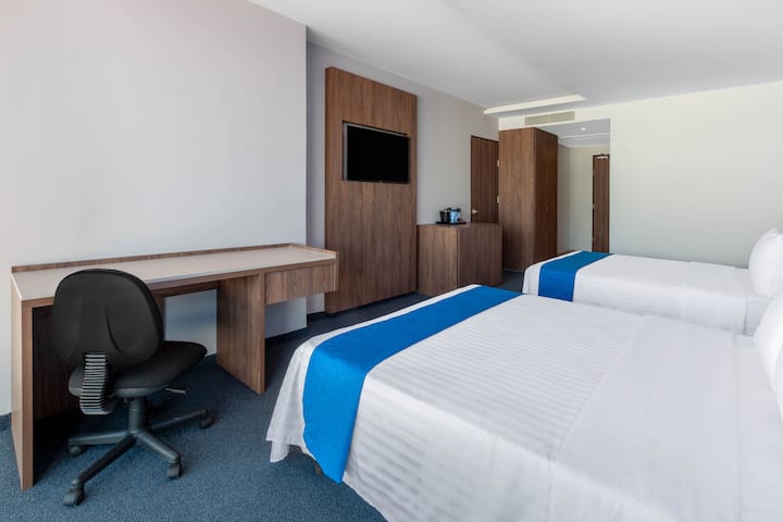Guest room at the Wyndham Puebla Angelopolis in Puebla, Other than US/Canada