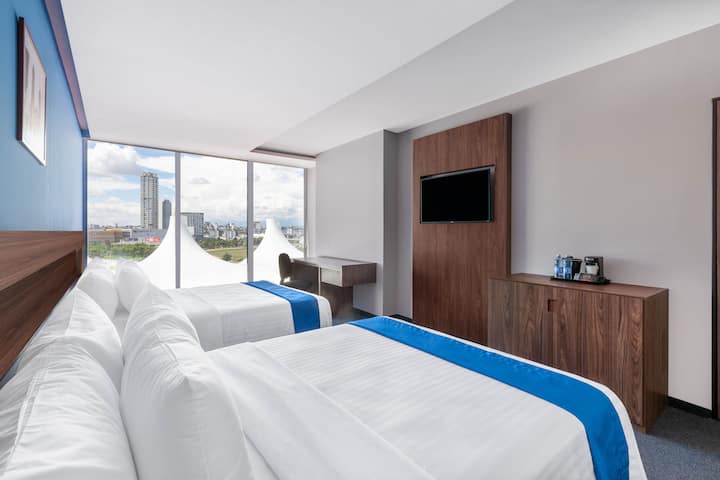 Guest room at the Wyndham Puebla Angelopolis in Puebla, Other than US/Canada