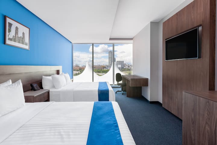Guest room at the Wyndham Puebla Angelopolis in Puebla, Other than US/Canada